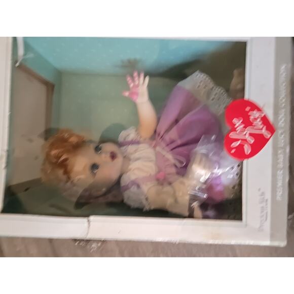 “I Love Lucy" Baby Lucy Doll - Grape Stomping Episode 150 open Box - Picture 5 of 8